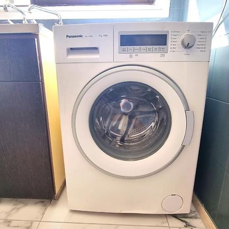 Cozy Beach Apt, Near Airport With 100Mbit Internet 라르나카 외부 사진