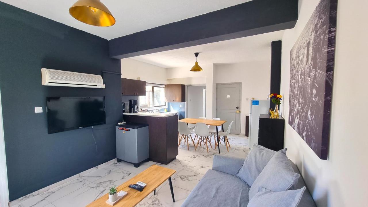Cozy Beach Apt, Near Airport With 100Mbit Internet 라르나카 외부 사진